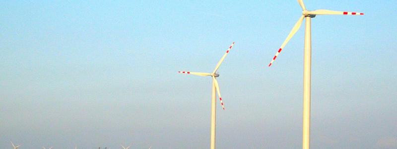 Polska vindkraftparken Karścino, vy från Mołtowo (Lisiej Góra). Foto: Wikipedia Commons, licens. Kredit: Grzegorz W. Tężycki