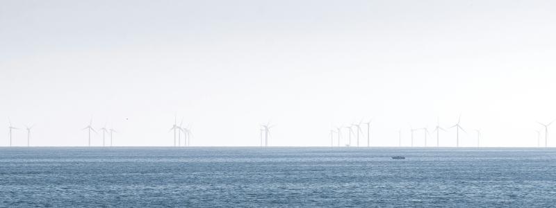 Flytande vindkraft. Foto: Theodor Vasile / Unsplash