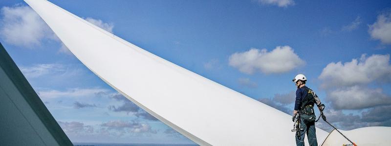 Vestas menar att en förändrad upphandlingsmodell är nödvändig för att åter locka investerare och säkerställa att projekten blir lönsamma. Utan mer balanserade villkor riskerar utbyggnaden att stanna av helt. FOTO: VESTAS