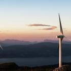 Vindkraft. Foto: Jason Mavrommatis / Unsplash