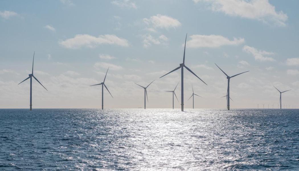 Borkum Riffgrund. Bolaget räknar med att projektet ska bidra till minskade utsläpp när det väl är i drift, men de ekonomiska effekterna av förseningarna kommer att påverka resultatet på kort sikt. Foto: Ørsted 