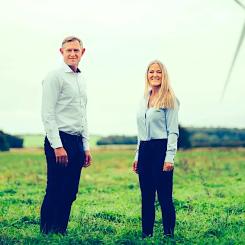 Ane Mette Lysbech Kleis, VD för Wind Estate och Jens Rasmussen, VD för Eurowind Energy | Foto: Pr Eurowind Energy
