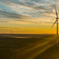 Fortum vill bygga upp till 14 vindkraftverk i Lakkasuo nära Simo i finska Lappland. Projektet är nu ute på samråd. Foto: Fortum