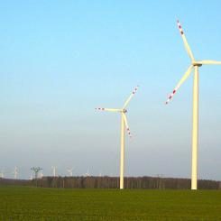 Polska vindkraftparken Karścino, vy från Mołtowo (Lisiej Góra). Foto: Wikipedia Commons, licens. Kredit: Grzegorz W. Tężycki