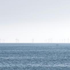 Flytande vindkraft. Foto: Theodor Vasile / Unsplash