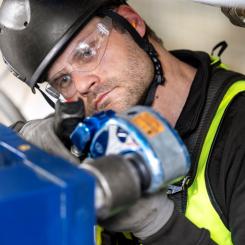Deutsche Windtechnik AB tecknar ett fullservicekontrakt med Wallenstam för 23 Vestas V90-vindkraftverk.  Bild: © Deutsche Windtechnik